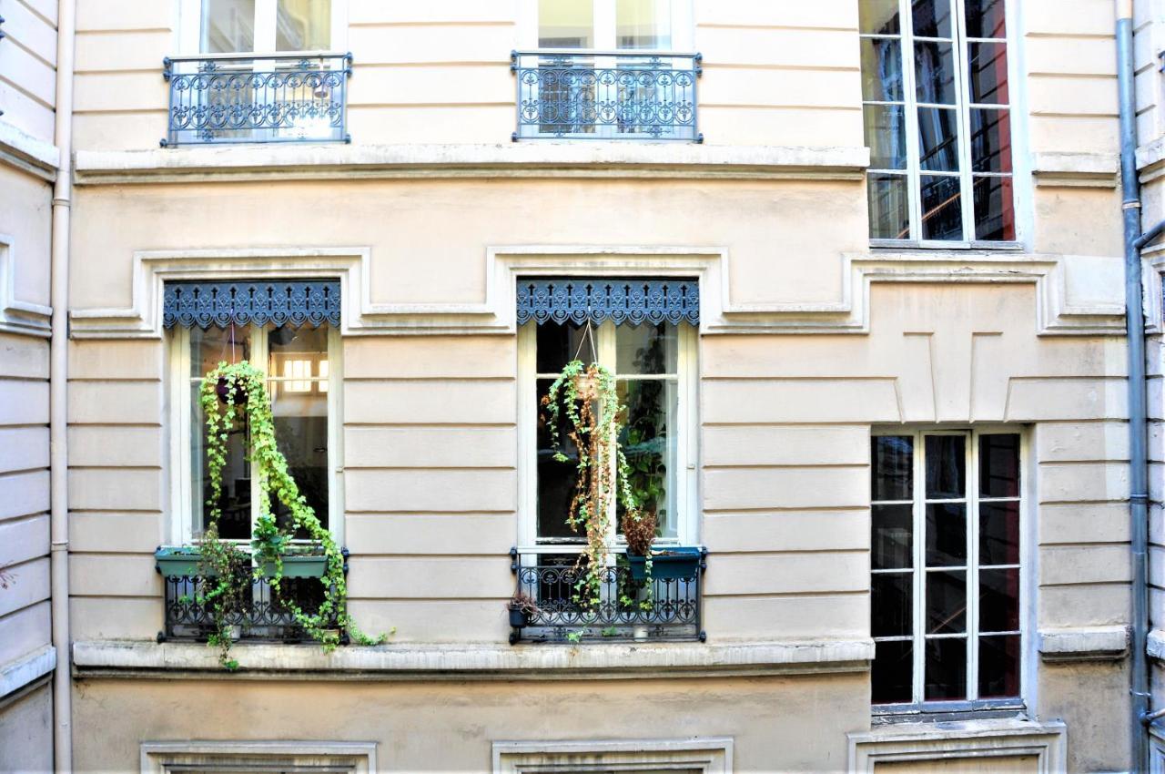 Le Bleu Hypercentre Presque Ile Apartment Lyon Bagian luar foto